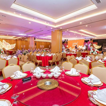 Levo Hotel Urdaneta Экстерьер фото