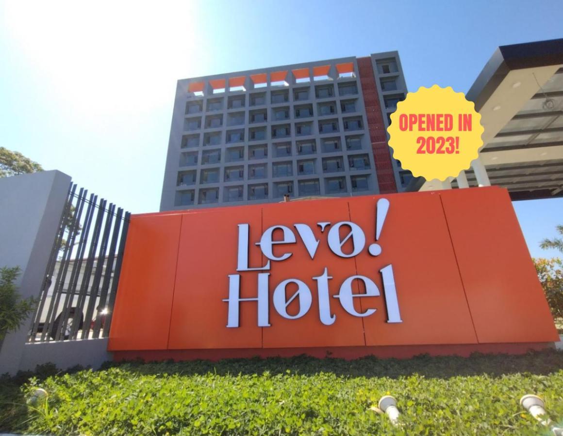 Levo Hotel Urdaneta Экстерьер фото